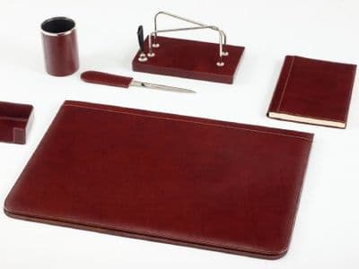 sous-main en cuir pour bureau de couleur rouge en cuir italien Maruse et parure de bureau